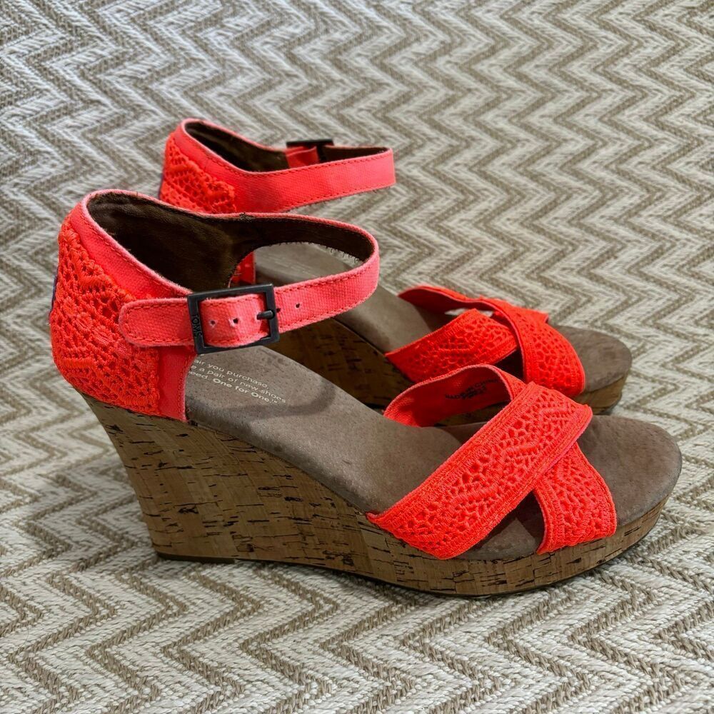 Tom's Women's Lace Coral Red Cork Wedge Sandals
